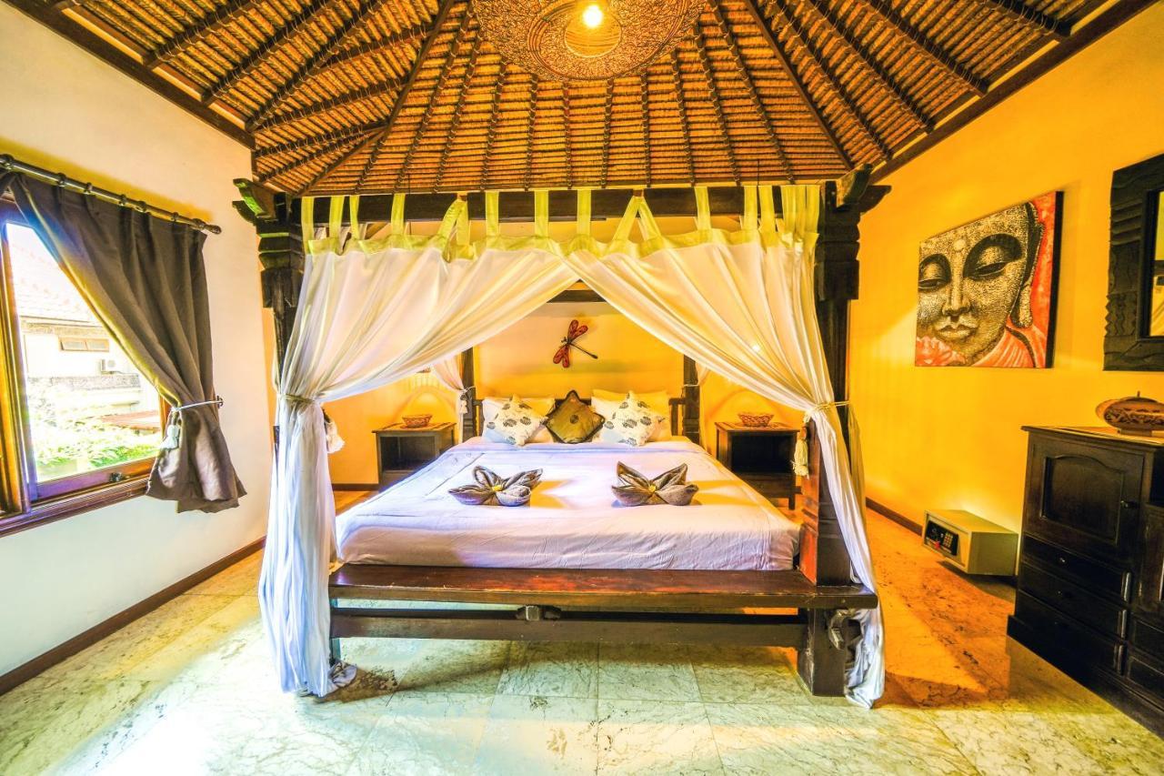 De Cinta Villa - Kuta - 5 Bedrooms - Heart Of Kuta Extérieur photo