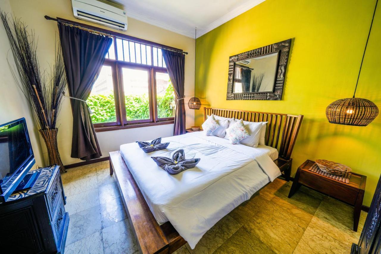 De Cinta Villa - Kuta - 5 Bedrooms - Heart Of Kuta Extérieur photo